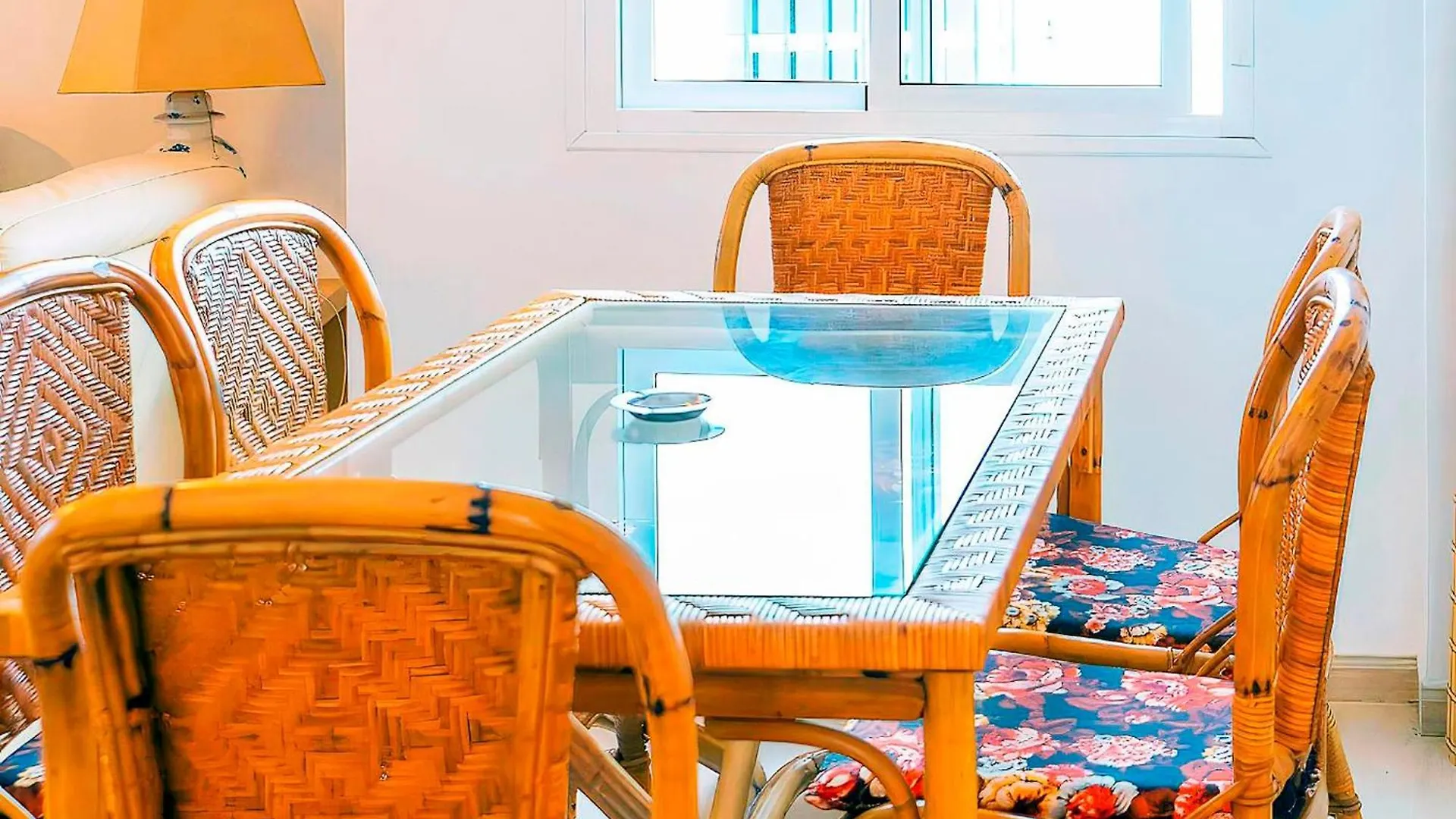 Apartamento Junto Al Mar Piscina Y Garaje Familias Conil De La Frontera Spain